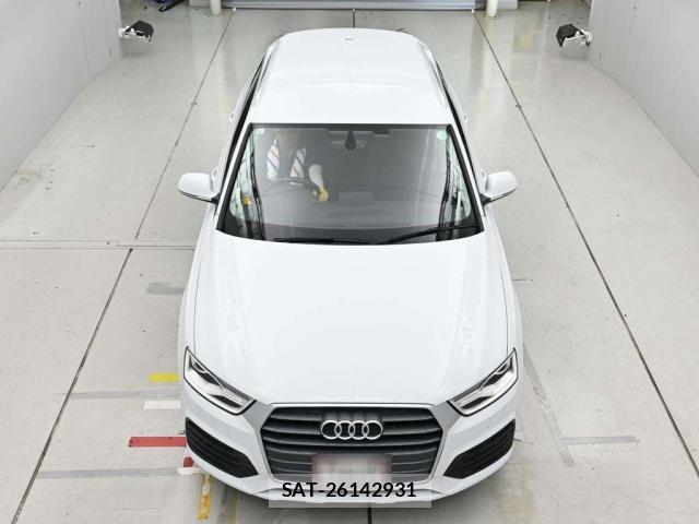 Audi Q3 2017-08 8223770-8