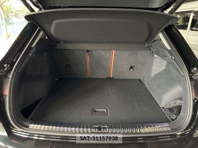 Audi Q3 2024-06 8223771-7
