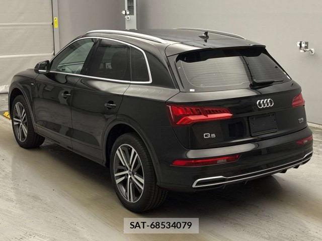 Audi Q5 2017-09 8218904-1