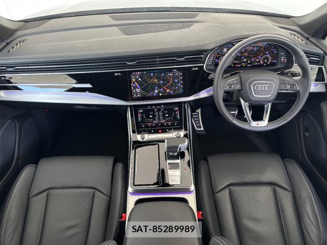 Audi Q7 2024-10 8220618-10
