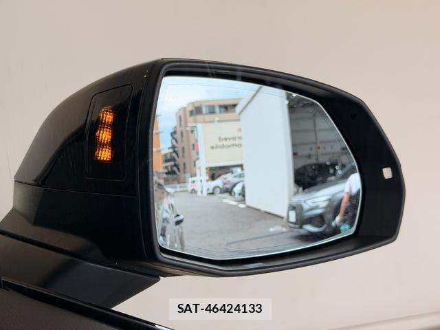 Audi Q7 2024-10 8220619-18