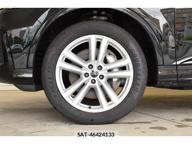 Audi Q7 2024-10 8220619-19