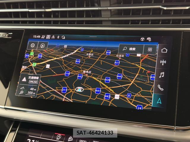Audi Q7 2024-10 8220619-5