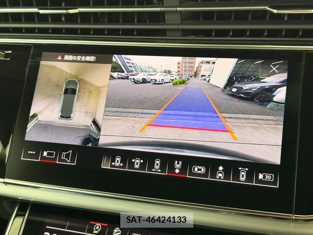Audi Q7 2024-10 8220619-6