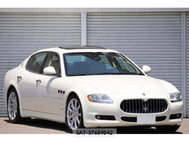 Maserati QUATTROPORTE 2012-12 8220826-0