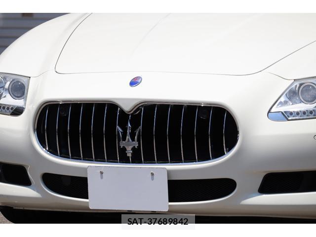 Maserati QUATTROPORTE 2012-12 8220826-14