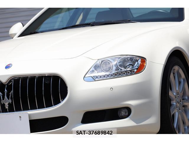 Maserati QUATTROPORTE 2012-12 8220826-15