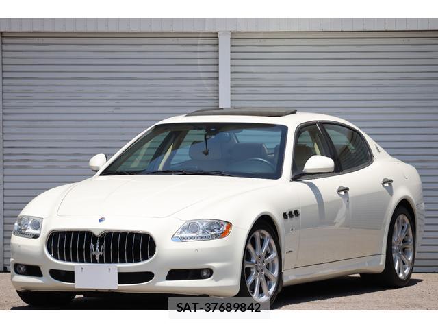 Maserati QUATTROPORTE 2012-12 8220826-7