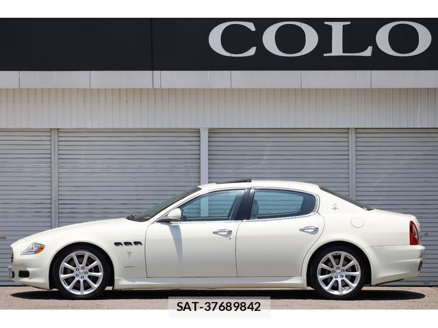 Maserati QUATTROPORTE 2012-12 8220826-9