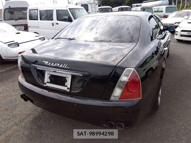 Maserati QUATTROPORTE 2007-07 8223057-4