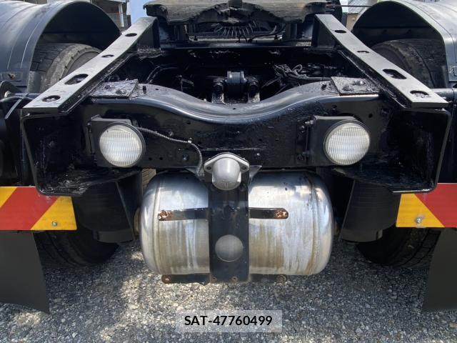 UD Trucks QUON 2018-07 8225612-10