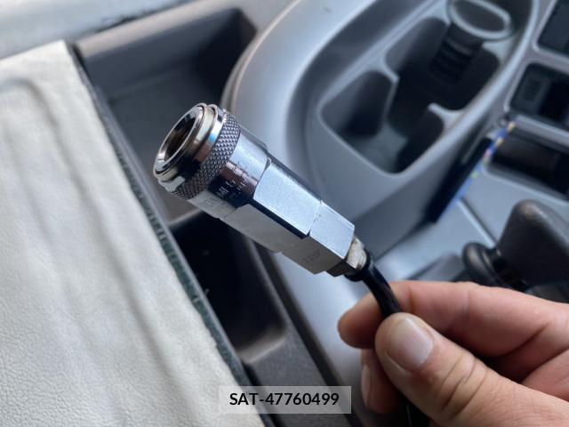 UD Trucks QUON 2018-07 8225612-14