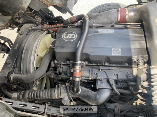 UD Trucks QUON 2018-07 8225612-3