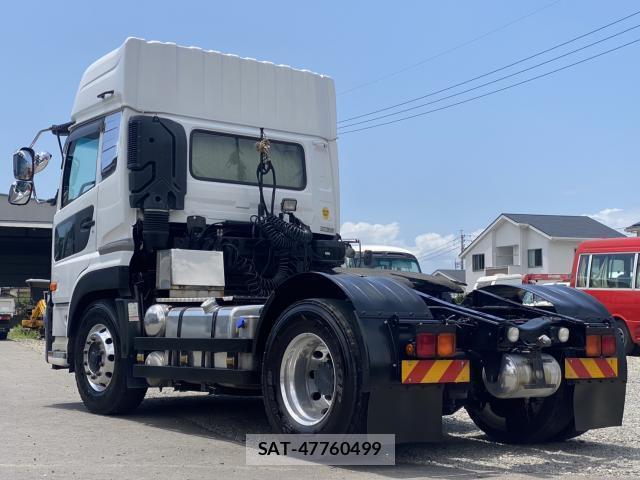 UD Trucks QUON 2018-07 8225612-7