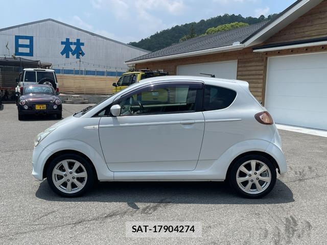Subaru R1 2010-03 8221526-4