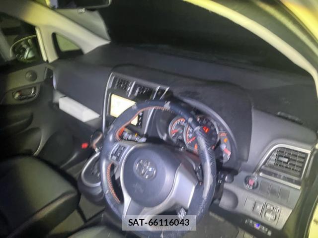 Toyota RACTIS 2014-03 8219622-9