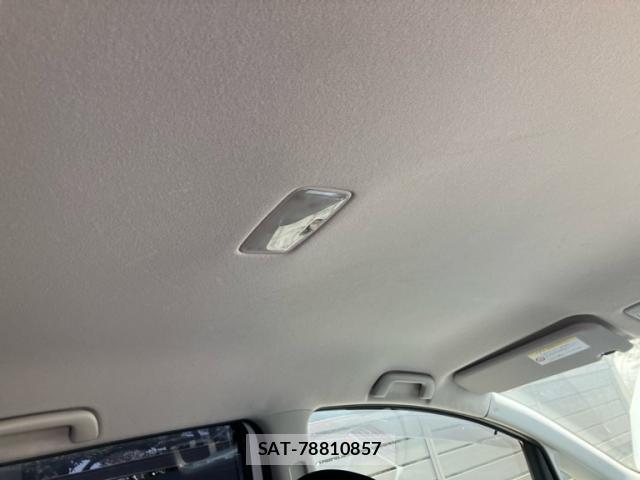 Toyota RACTIS 2010-05 8220050-14