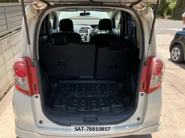 Toyota RACTIS 2010-05 8220050-9
