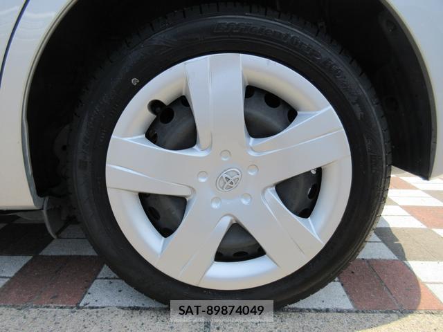 Toyota RACTIS 2011-10 8224599-12
