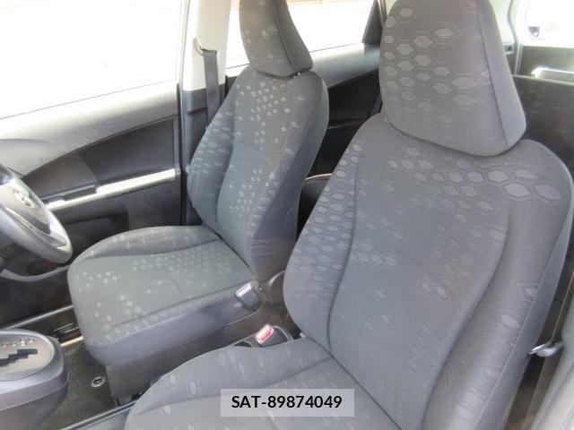 Toyota RACTIS 2011-10 8224599-16