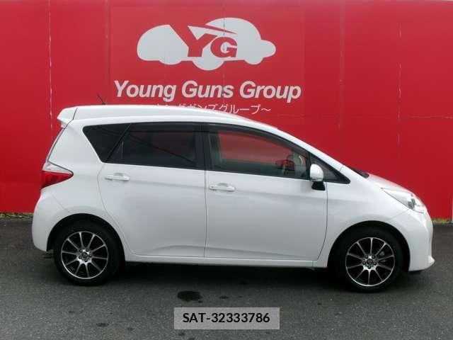 Toyota RACTIS 2013-03 8225653-15