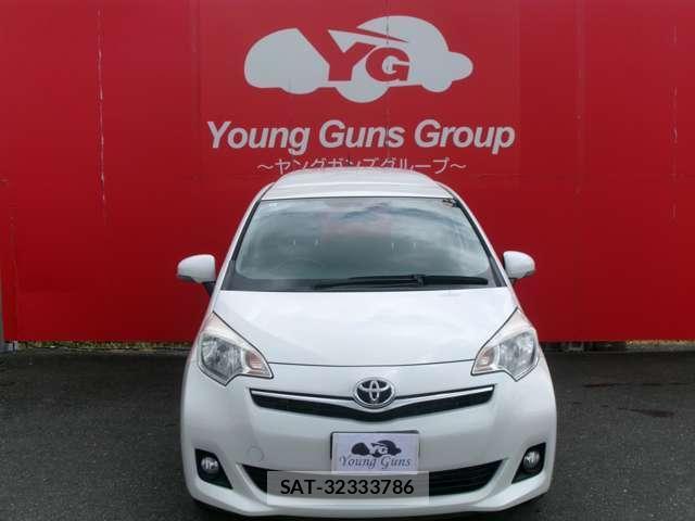Toyota RACTIS 2013-03 8225653-18