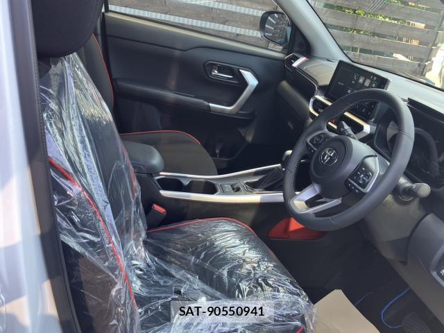 Toyota RAIZE 2026-03 8216228-3