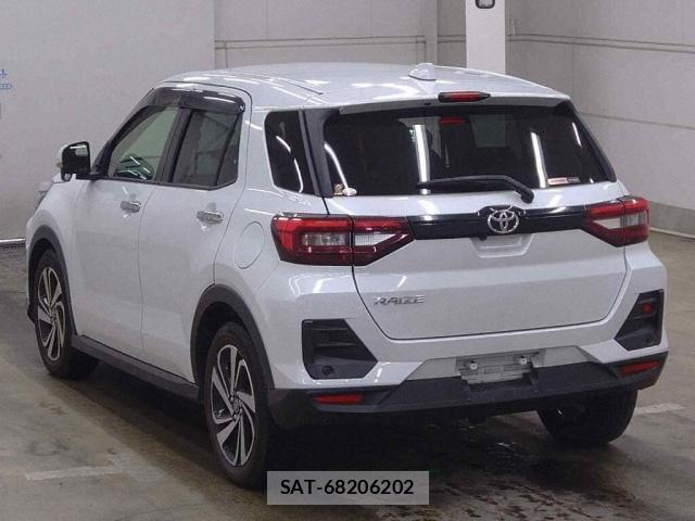 Toyota RAIZE 2021-07 8216430-3