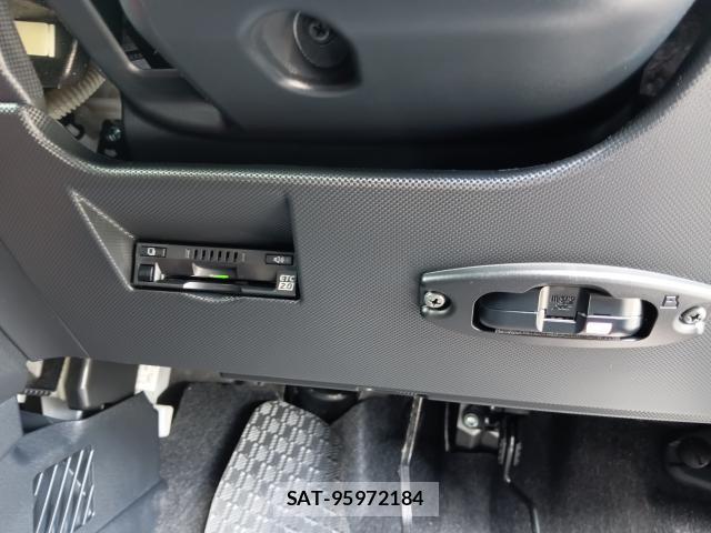 Toyota RAIZE 2025-09 8216663-13