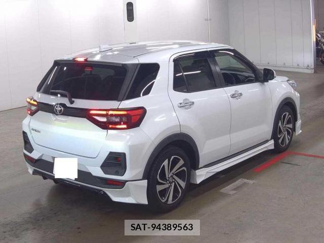 Toyota RAIZE 2023-04 8218039-1
