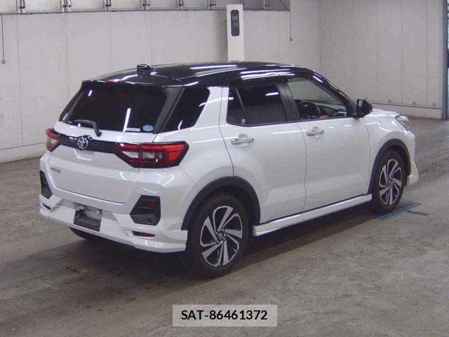 Toyota RAIZE 2020-02 8218119-1