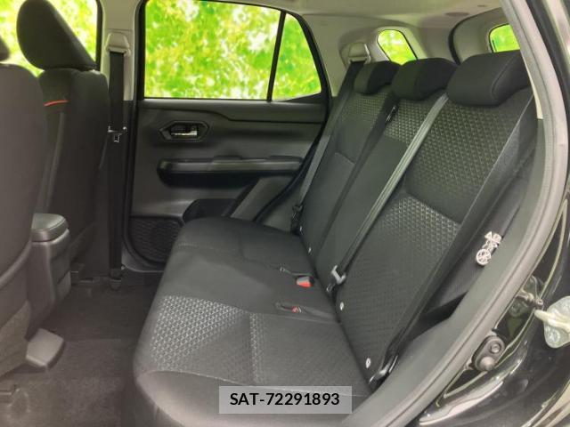 Toyota RAIZE 2020-07 8220473-6