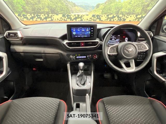 Toyota RAIZE 2020-07 8223390-1