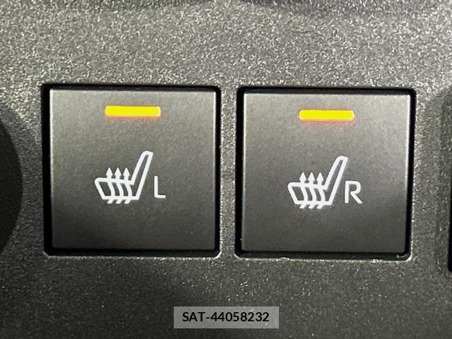 Toyota RAIZE 2024-09 8224044-5