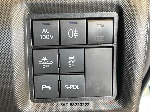 Toyota RAIZE 2022-08 8224236-6