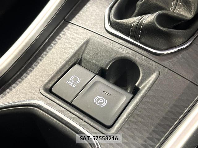 Toyota RAIZE 2024-10 8224371-4