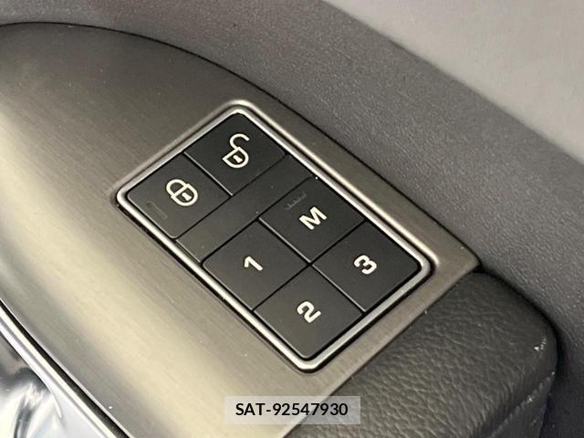 Land Rover RANGE ROVER SPORT 2018-03 8219463-4