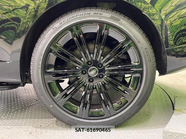 Land Rover RANGE ROVER 2025-11 8219460-12