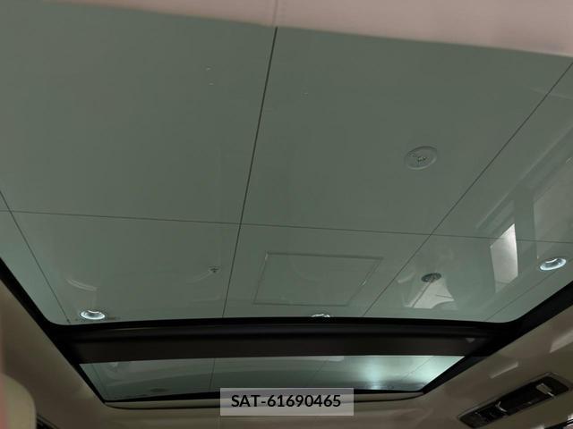 Land Rover RANGE ROVER 2025-11 8219460-3