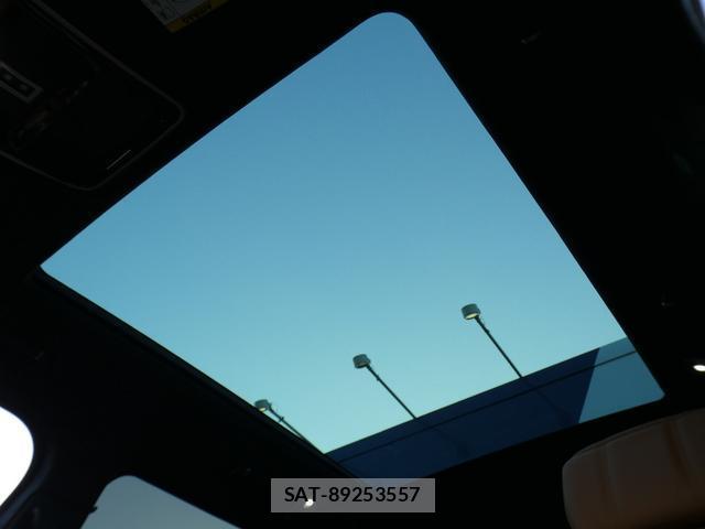 Land Rover RANGE ROVER 2019-04 8222617-6