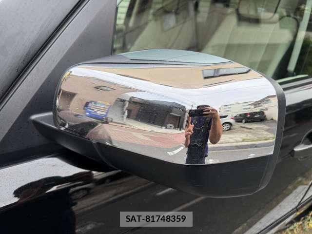 Land Rover RANGE ROVER 2008-06 8225624-9