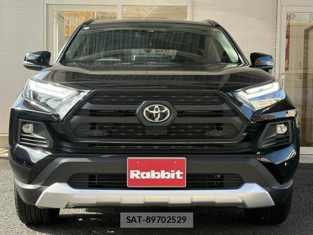 Toyota RAV4 2025-10 8216264-1