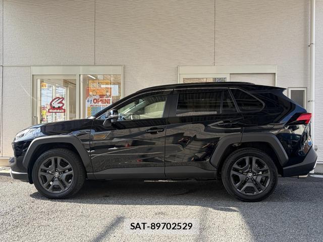 Toyota RAV4 2025-10 8216264-11