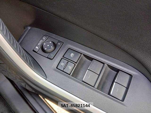 Toyota RAV4 2023-05 8216856-17
