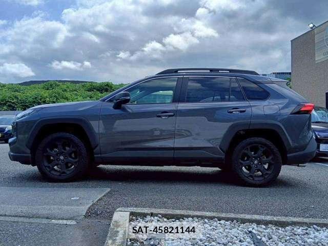 Toyota RAV4 2023-05 8216856-2