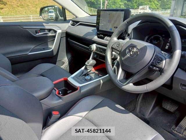 Toyota RAV4 2023-05 8216856-8