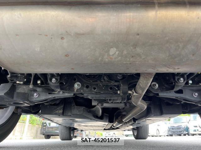 Toyota RAV4 2021-09 8216917-18