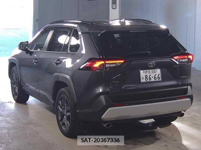 Toyota RAV4 2022-09 8217994-4