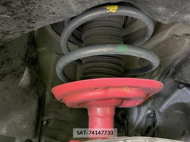 Toyota RAV4 2022-07 8218533-19