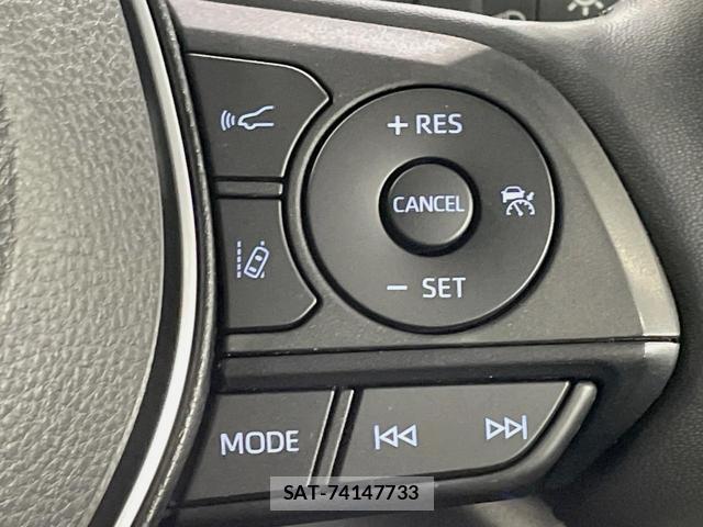 Toyota RAV4 2022-07 8218533-5